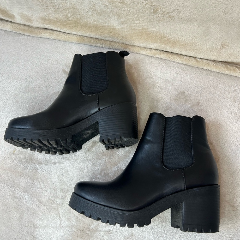 Soda Black Ankle Booties with Chunky Sole - Picture 6 of 10